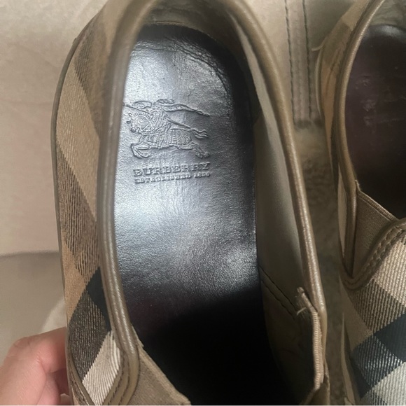 Burberry Slip On Loafers - Picture 3 of 13
